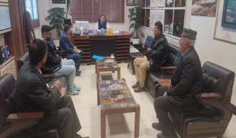 دیدار و ملاقات مردمی مستمر مدیرکل منابع طبیعی و آبخیزداری استان لرستان با مردم 