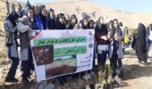 همزمان با سراسر کشور، آیین کاشت پنج هزار نهال به یاد کودکان و زنان شهید غزه در بام خرم آباد برگزار شد