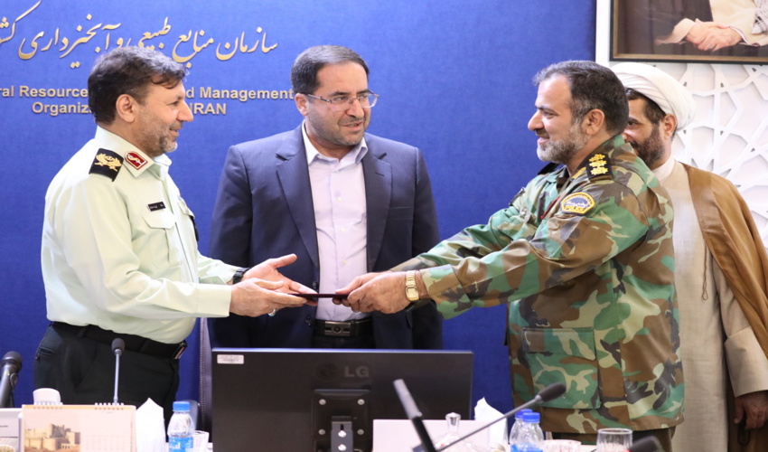 دیدار مدیرکل منابع طبیعی و آبخیزداری استان لرستان با امام جمعه، فرماندار، رئیس دادگستری و دادستان شهرستان سلسله