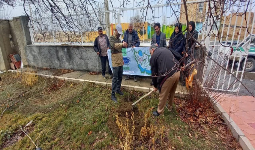 میدان شهدای جنگلبان در مرکز شهرستان الیگودرز نامگذاری شد