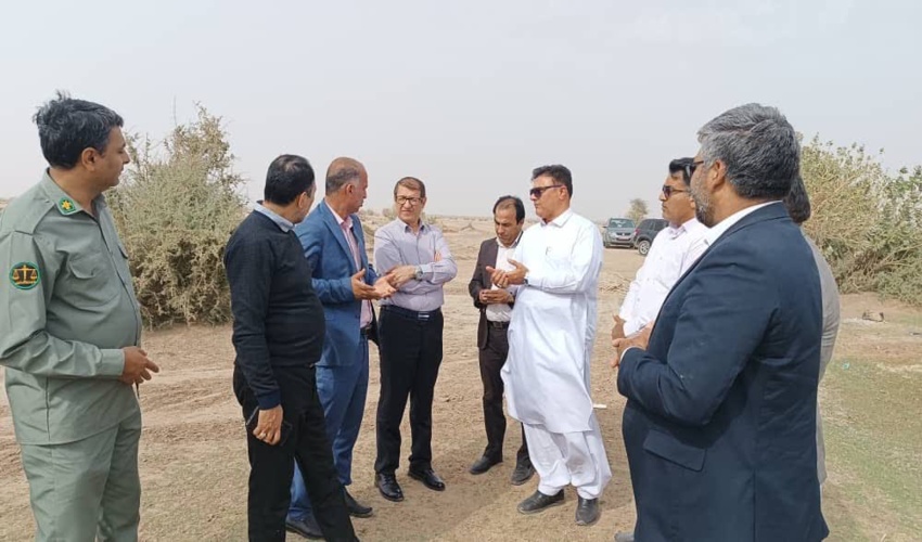 هدایت عشایر کوچ رو به مناطق امن در ایام سیل خیز در طول سه روز آتی و خروج به موقع عشایر غیر بومی در فرصت مناسب امری ضروری است