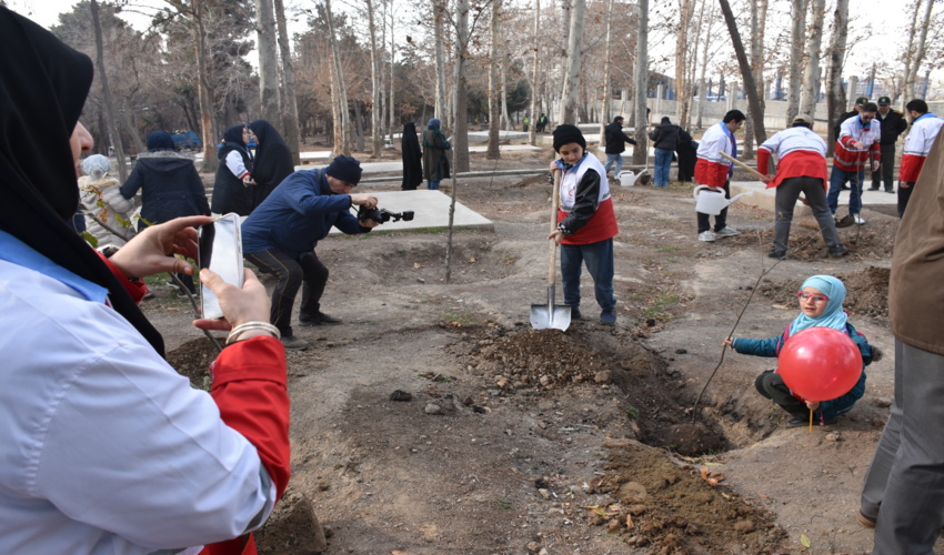 ملاقات عمومی مدیر کل منابع طبیعی و آبخیزداری استان لرستان با مردم