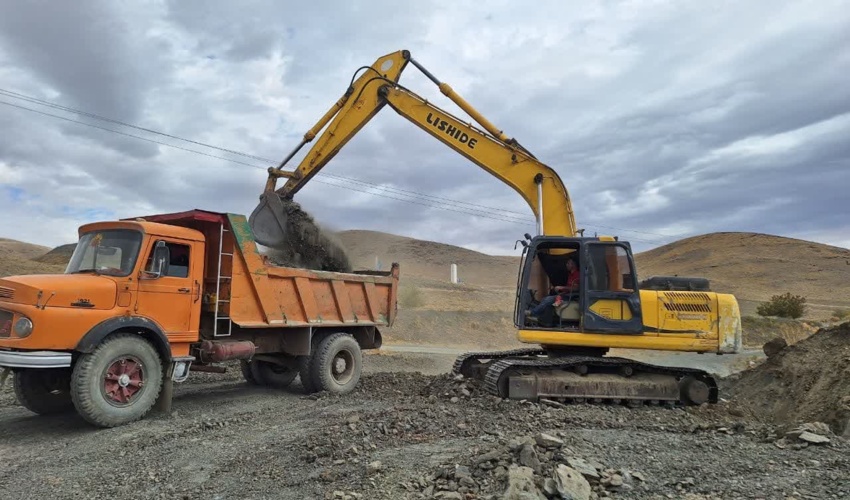 بازدید های مدیر کل منابع طبیعی و آبخیزداری استان لرستان از طرح ها و پروژه های اجرا شده در سطح شهرستان ازنا و الیگودرز: