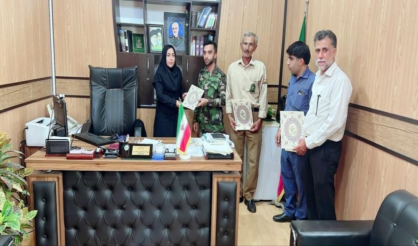 برگزاری جلسه مدیر کل منابع طبیعی و آبخیزداری استان لرستان با مدیر کل دفتر مهندسی و مطالعات سازمان جنگل ها ، مراتع و آبخیزداری کشور