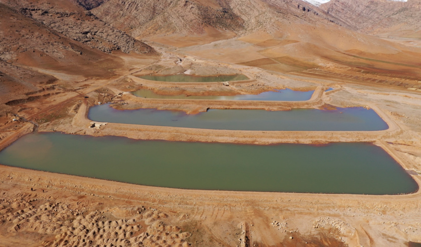 جلسه مشترک مدیرکل منابع طبیعی و آبخیزداری لرستان و مدیرکل ثبت اسناد و املاک استان برگزار شد.
