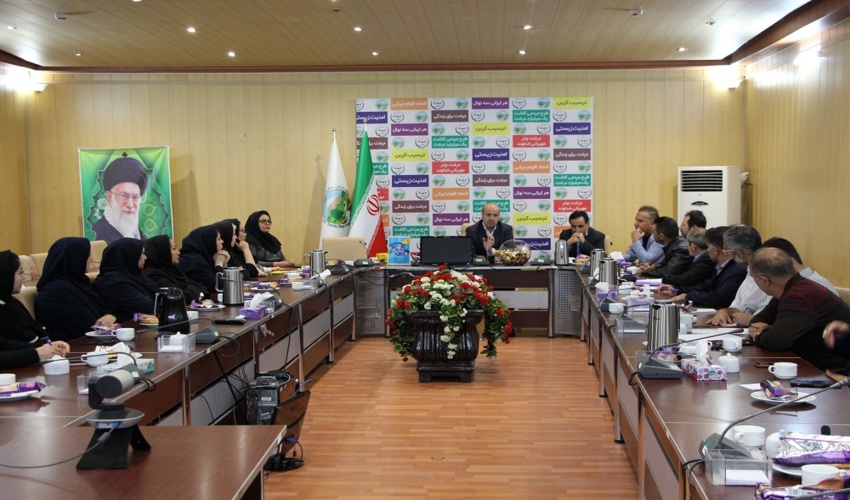 دیدار مدیر کل منابع طبیعی و آبخیزداری لرستان با فرماندار شهرستان ازنا