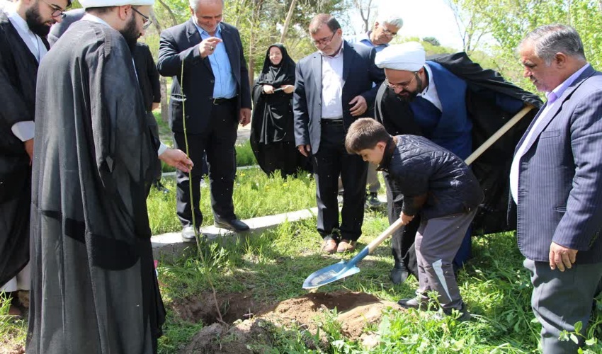 آگهی مناقصه