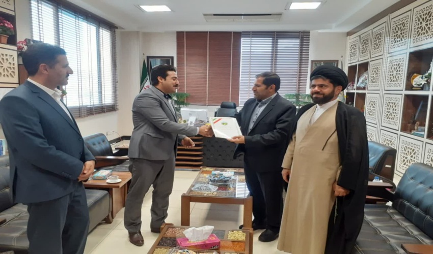 طی حکمی از سوی دکتر میرزایی سرپرست اداره کل منابع طبیعی و آبخیزداری استان لرستان، سرپرست اداره امور حقوقی اداره کل منصوب شد.