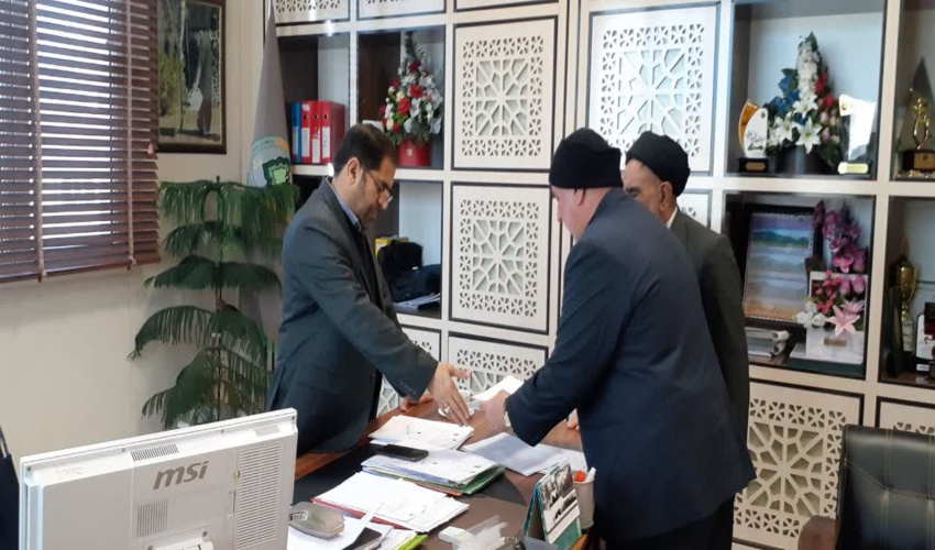 دیدار و ملاقات مردمی مستمر مدیرکل منابع طبیعی و آبخیزداری استان لرستان با مردم 