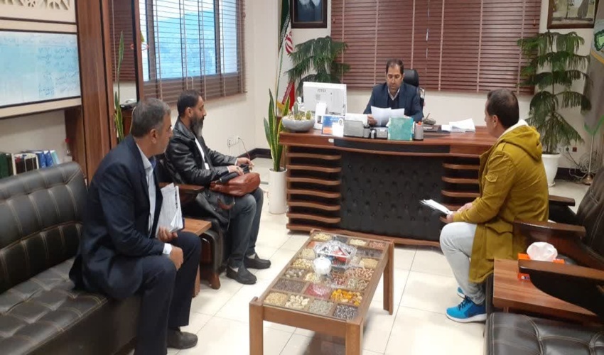 دیدار و ملاقات مردمی مستمر مدیرکل منابع طبیعی و آبخیزداری استان لرستان با مردم 