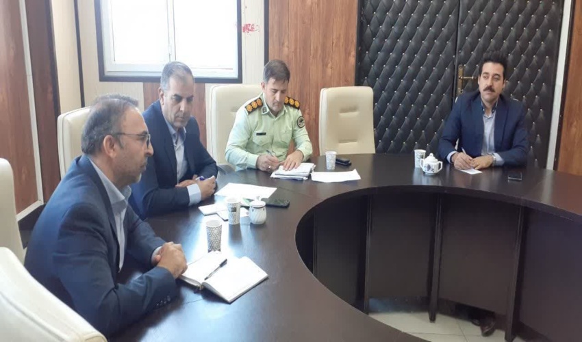 جلسه قرارگاه پیشگیری و اطفا حریق با حضور روسای منابع طبیعی و آبخیزداری شهرستان های با ریسک بالای برگزار شد