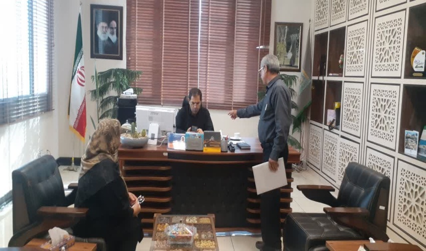 دیدار و ملاقات مردمی مستمر مدیرکل منابع طبیعی و آبخیزداری استان لرستان با مردم 