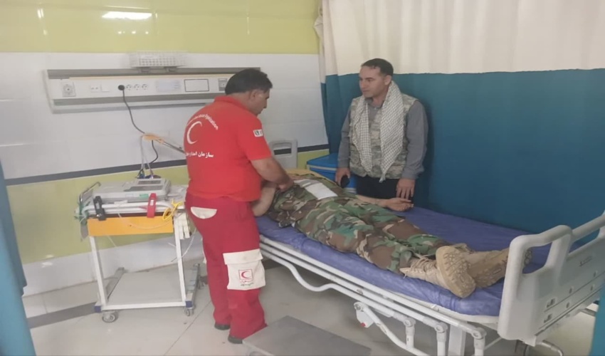 نجات جان فرد مصدوم در ارتفاعات گلهو توسط عوامل امدادی پایگاه کاکارضا جمعیت هلال احمر سلسله